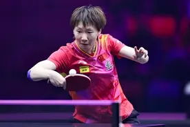 王曼昱打赢“内战”，成功夺得女单冠军图片