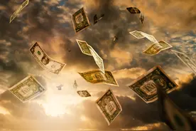 白宫会谈闹翻后，美国政府暂停对乌克兰军事援助！专家：俄美乌战略博弈进入高潮阶段图片