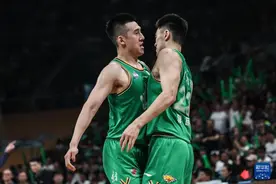 CBA总决赛第二场：辽宁本钢胜新疆伊力特图片