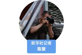 我在现场·照片背后的故事丨大凉山女孩图片