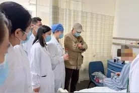 热闻|“半夜会爬出来”，年轻女子体内竟藏着10米长虫！只因两年前旅游时吃了……图片