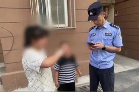 民警暖心救助，帮助迷路儿童回家图片