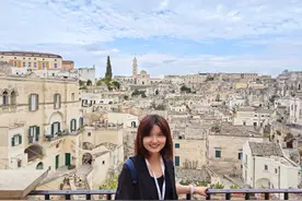 这个女教授研究方向太冷门，却被直播间数十万网友追更图片