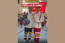 不忘师恩 张博恒到母校“当老师”图片