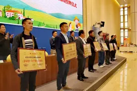 @市民朋友，重庆发布首张采摘地图，100个果园走起！图片