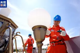 天安门广场、长安街华灯全面清扫检修 今年有新变化→图片