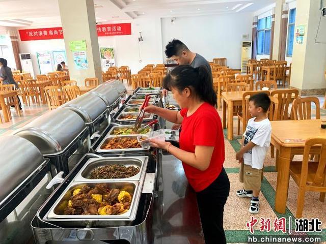 崇阳“十一”接待游客超53万人次