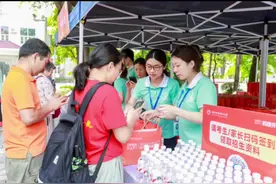 六千余名考生、家长走进学校，深圳职业技术大学举行2025……图片