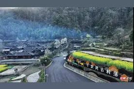 【每日一图@湖南】打卡沅陵借母溪：湖南的九寨沟，天然的运动场图片