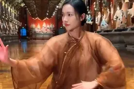 惊艳！女孩一套太极拳刚柔并济图片