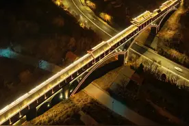 情寄安澜桥图片