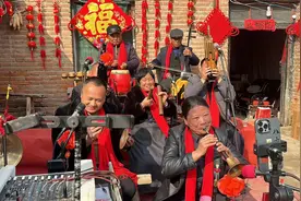 “我要办村晚”活动持续火热 1800万网友观看“村晚”直播过龙年图片