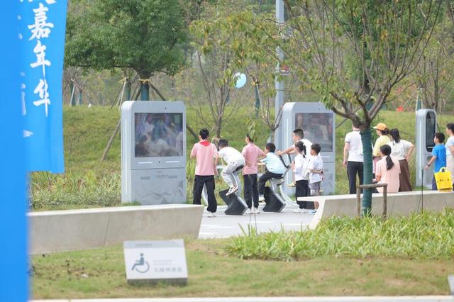双节同庆！大泽湖近自然湿地公园“Ai在大泽湖 家国共欢腾”活动启幕