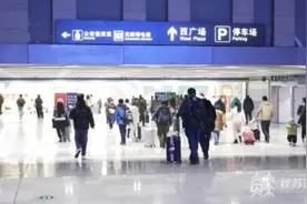 江苏各地举办多场招聘会 搭建返乡人员求职桥梁图片