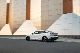 深蓝SL03携手深蓝L07，“双竞格局”对决海豹家族图片