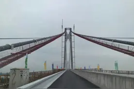 刚刚，南京这座跨江大桥成功合龙图片