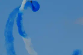 翱翔长空丨把东北老航校精神发扬光大图片