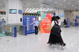 “琴澳旅游团”一周年：12万人次使用团体旅游签注往返琴澳图片