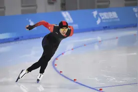 亚冬会 | 破亚洲纪录！宁忠岩获得速度滑冰男子1500米冠军图片