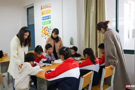 衡阳：书屋传情，三校共享悦读图片