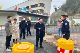 又逢开学季 观山街道维护校园及周边环境安全有招图片