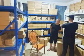 广东警方打掉一制售假冒奢侈品牌包团伙 涉案金超8千万图片