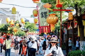 人气爆棚！铜官窑国风乐园5月1日迎客2.6万人次图片