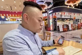 已退4550.5元！餐馆老板一个一个打电话通知退款，确保“不落下一个人，不欠一分钱”图片