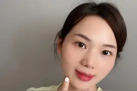 女子每年从北京来湖南寻家，终于找到了失散32年的亲生父母图片