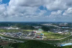 大英县委书记胡铭超：无中生有+有中创优，破局县域经济发展困境｜蜀中策·书记访谈图片