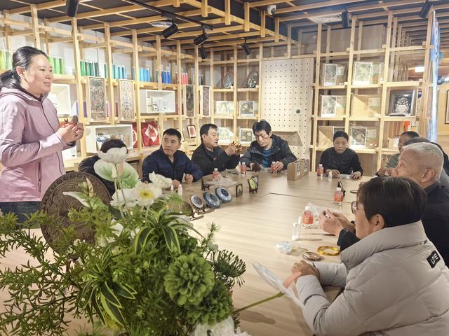 打造银龄时尚生活圈，王府井推出老年人专属文化消费活动