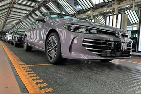 都市车界|全新大众帕萨特PRO实车曝光图片