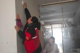 免费增装“报警器” 守护安全暖人心图片