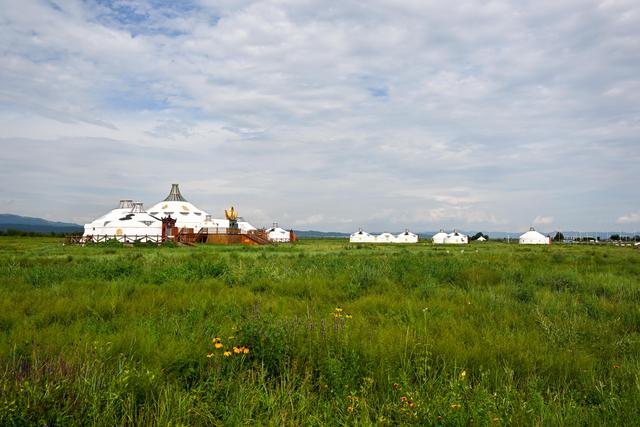 敕勒川草原重生记