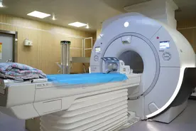 关注青少年心身健康 四川内江运用精神影像可视化实现精准治疗图片