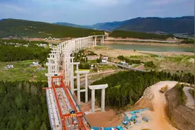 京昆高速广元至绵阳段扩容工程嘉陵江特大桥有新进展图片