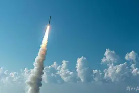 也门胡塞武装：发射了高超音速导弹，以色列：未进入领土图片