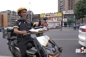 变色了变色了！ 美团骑手今夏即将换装图片