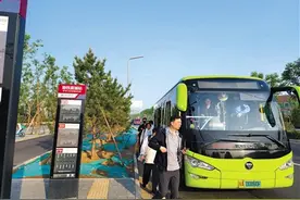 27条进京公交线路助居民跨省通勤图片