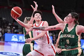 “非典型”中国女篮1胜2负结束中澳对抗热身赛图片