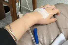 大学生身体素质真的下降了吗?各方说法“打架” 医生建议：别浪，才能避免“脆脆鲨”图片