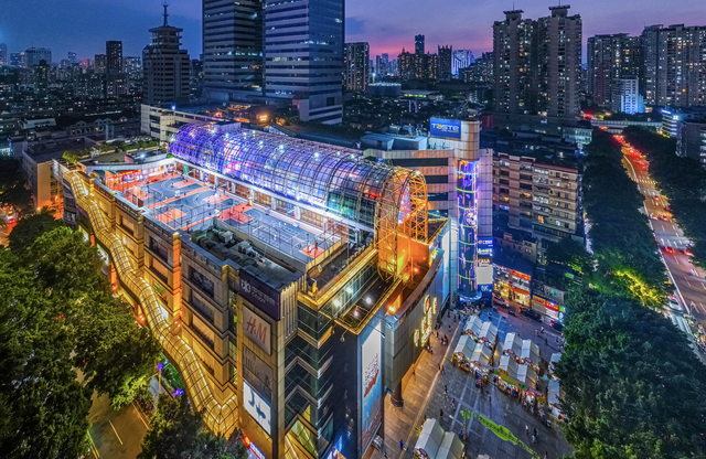 广州越秀：红砖墙守护历史 老骑楼中医飘香