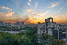 权威发布：江苏大学2025年硕士研究生招生复试及录取办法图片