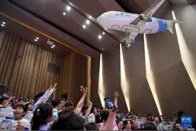 在科技馆里感受一场“魔术科学秀”图片