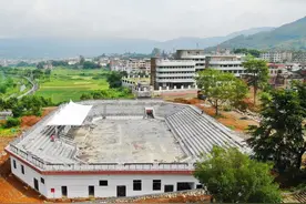 福建永定：培丰体育公园项目加快推进 预计9月中旬全面竣工图片