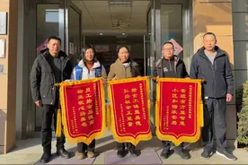 “我真是太荒唐了！”宁波一业主丢垃圾，顺手扔了10万现金……图片