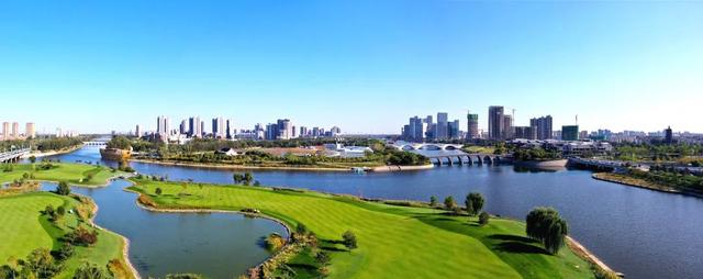 副中心30个公园变身“清凉秘境”！游船、浅滩、亲水乐园全都有