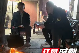 慈利县三官寺土家族乡：严把节日抢建关 筑牢禁违防护线图片