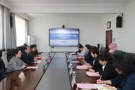 滨州医学院附属医院为造血干细胞捐献者张云云举行欢送仪式图片