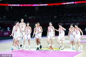 17岁女孩比姚明还高2cm！首秀让人瞠目→图片